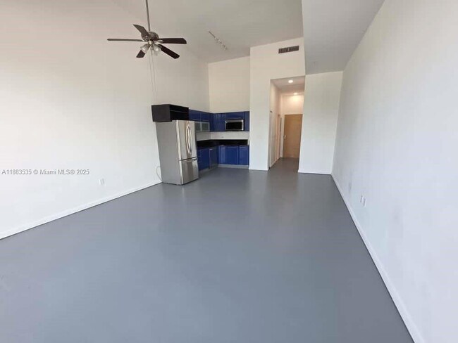 Foto del edificio - 253 NE 2nd St