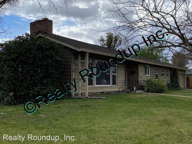 Building Photo - 3 br, 1.5 bath House - 1306 Benjamin Holt Dr