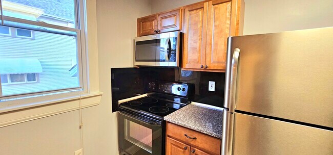 Foto del edificio - 1345 W 65th St