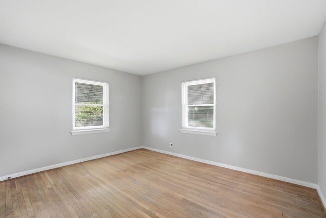 Building Photo - Charming 3-Bed, 1-Bath Home with Basement – Great Columbus Location!