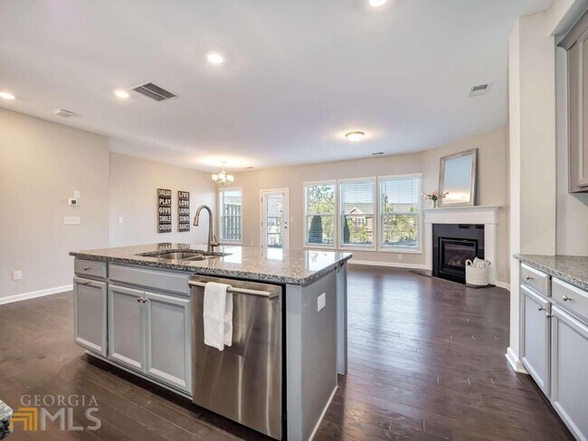 Building Photo - 4030 Bryton Trace Dr