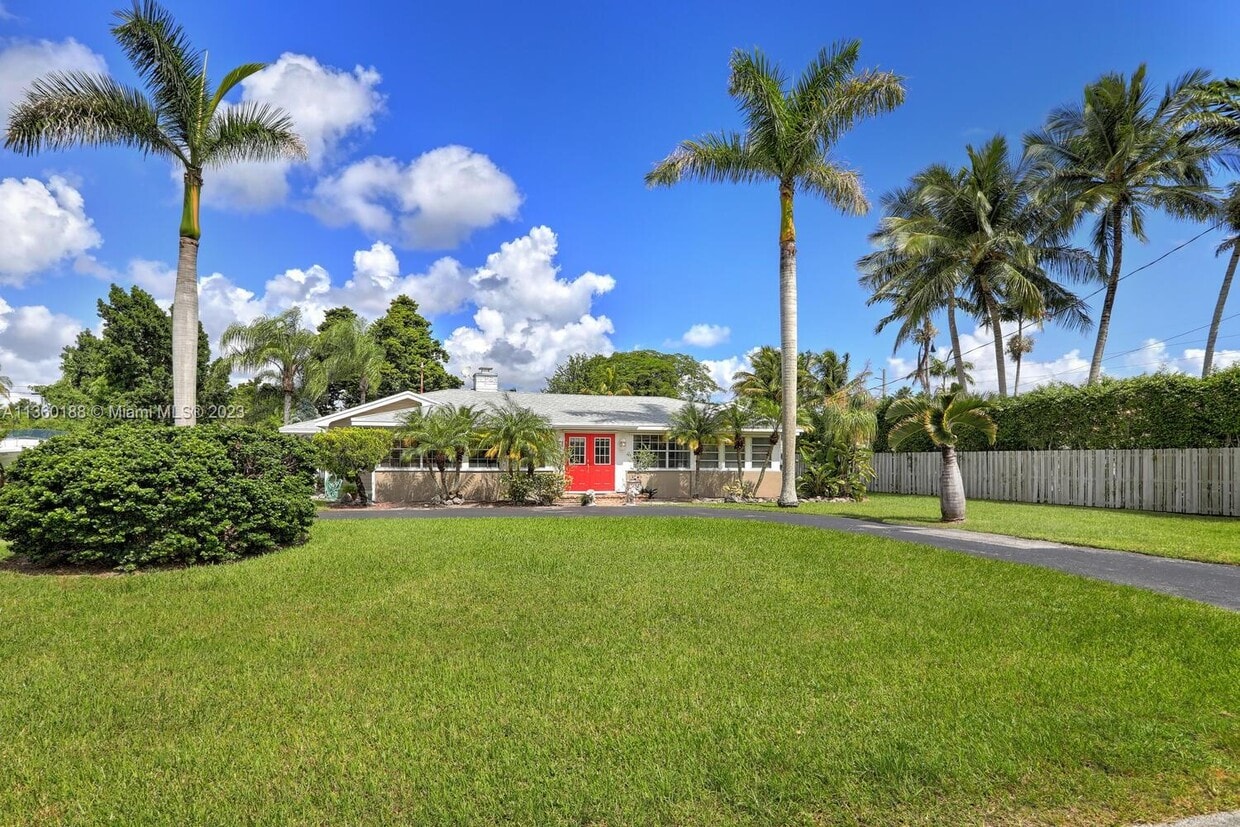 8251 SW 134th St, Miami, FL 33156 House Rental in Miami, FL
