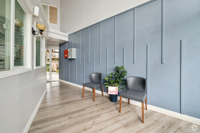 Lobby Photo - Redwood Grove Apartments