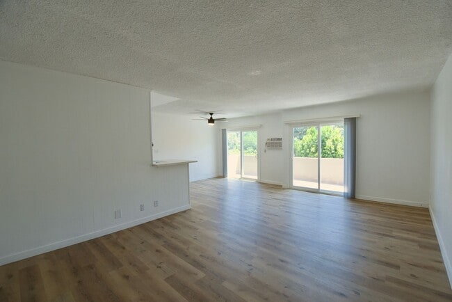 Building Photo - 5440 Quakertown Ave