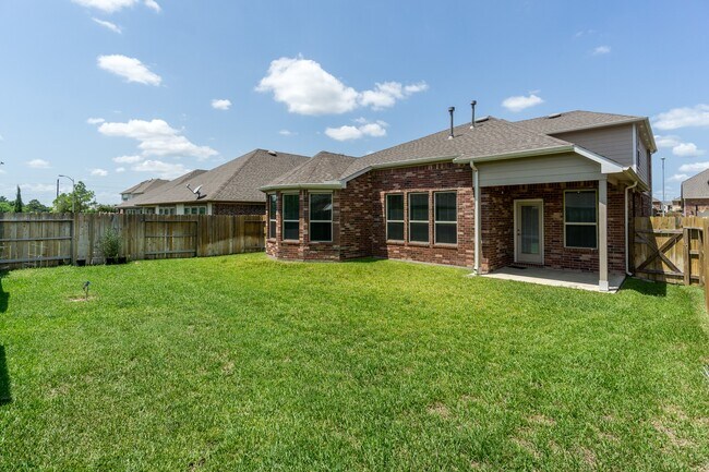 Foto del edificio - 19911 Primrose Glen Ln