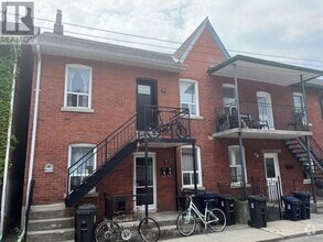 Building Photo - 9 Clinton Pl