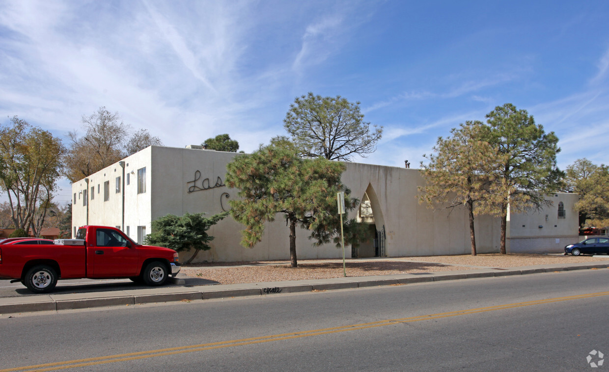 Primary Photo - Las Casitas Apartments