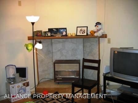 Foto del edificio - 126-126 E Main St