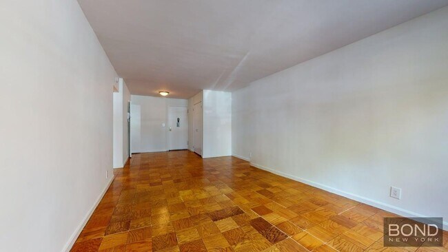 Foto del edificio - 236 E 36th St