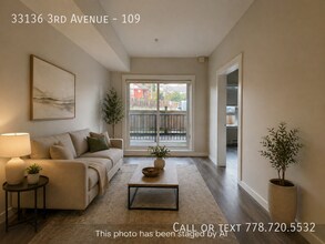 Building Photo - 33136 3 Ave
