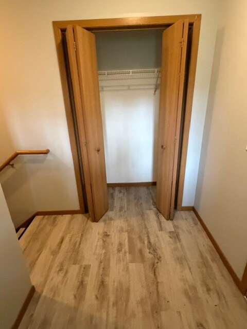 Foto del edificio - 413 Lilac Ln