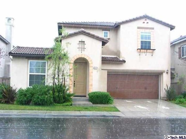 Building Photo - 4 bedroom with SOLAR in South Temecula!