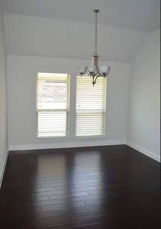 Building Photo - 4416 Oak Bluff Dr