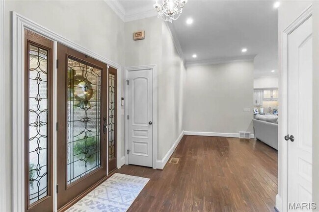 Foto del edificio - Stunning Custom-Built 4 Bedroom Duplex in East Jackson School District