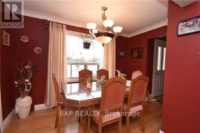 Photo du bâtiment - 929 Ritson Rd N