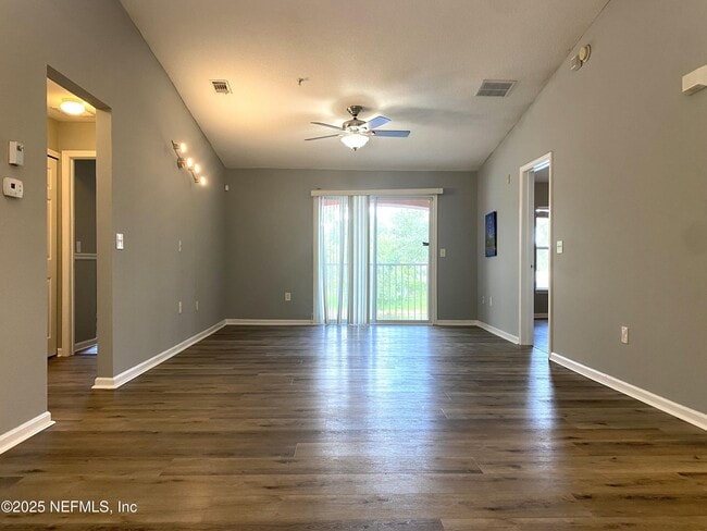 Building Photo - 13827 Herons Landing Way