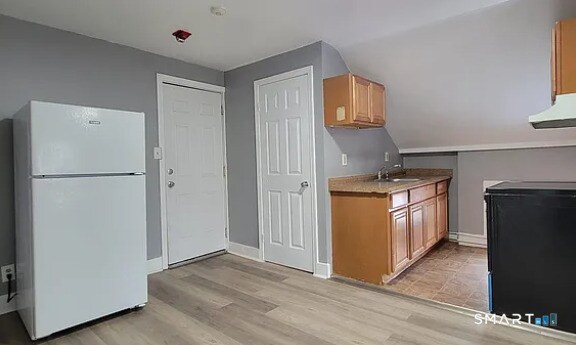 Building Photo - 65 Twiss St