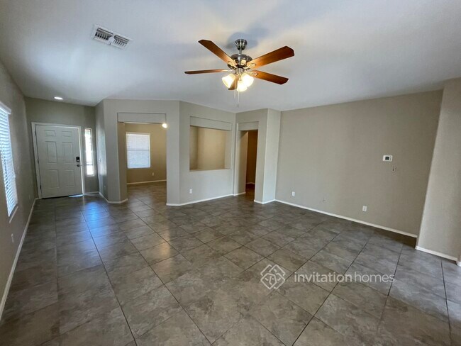 Building Photo - 13012 W Sheila Ln