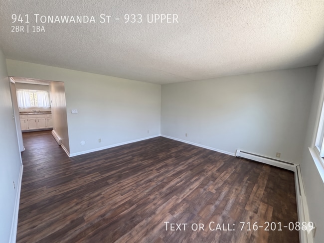 Building Photo - 941 Tonawanda St