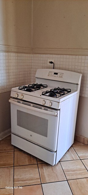 Foto del edificio - 1651 E 72nd St