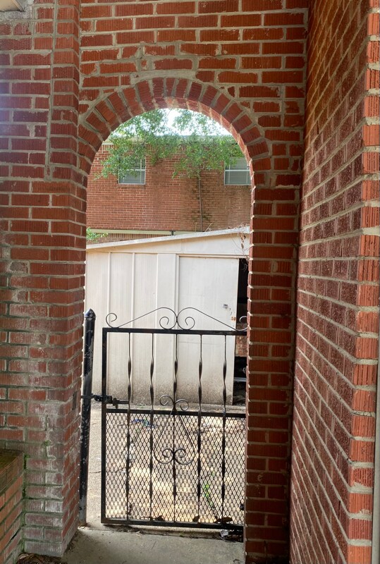 Foto del edificio - 1539 Livewell Cir