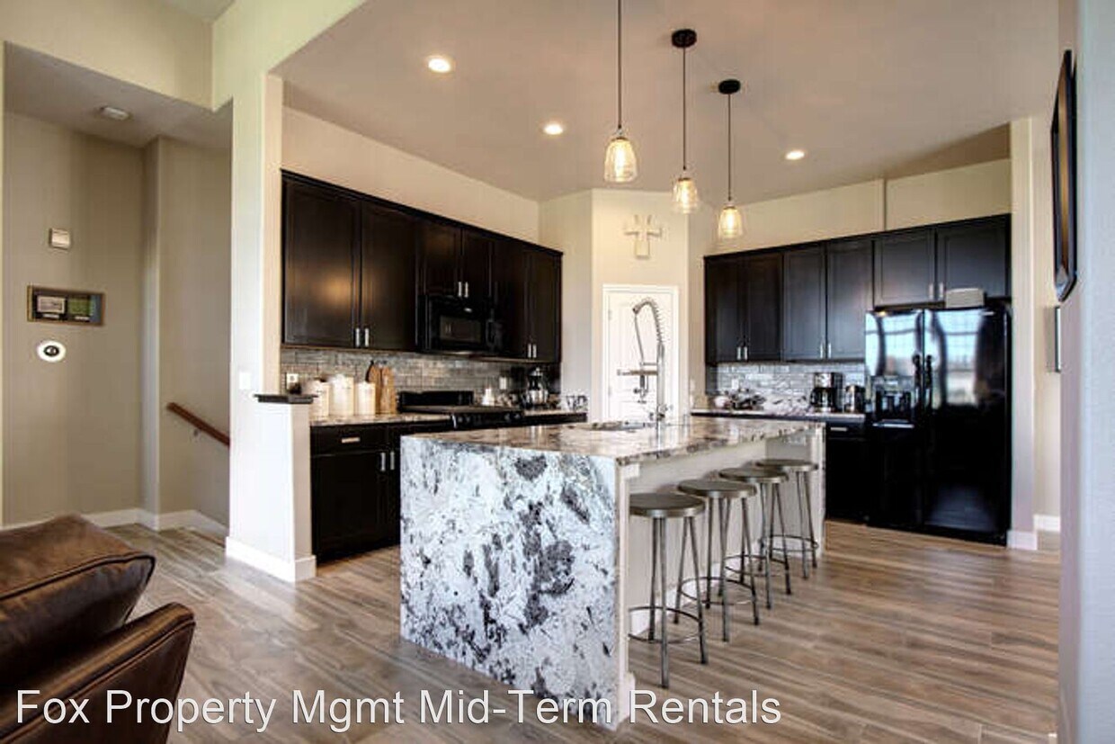 Primary Photo - 3 br, 3 bath House - 3751 W 136th Ave M4