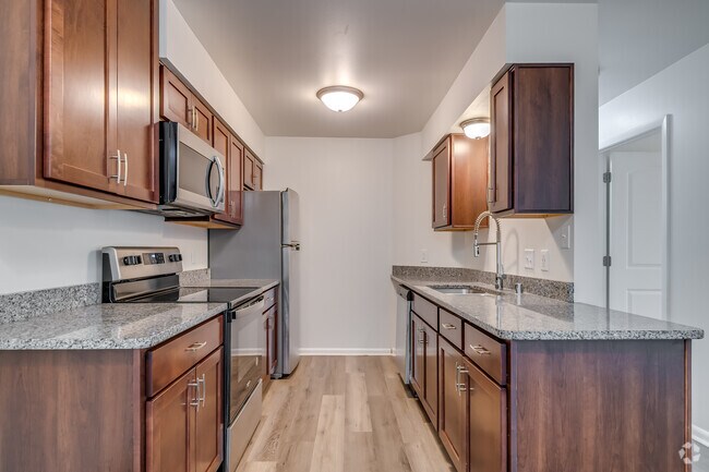 2 habitaciones, 1 baño - 925 pies cuadrados - Cocina - Lake Pointe Apartment Homes
