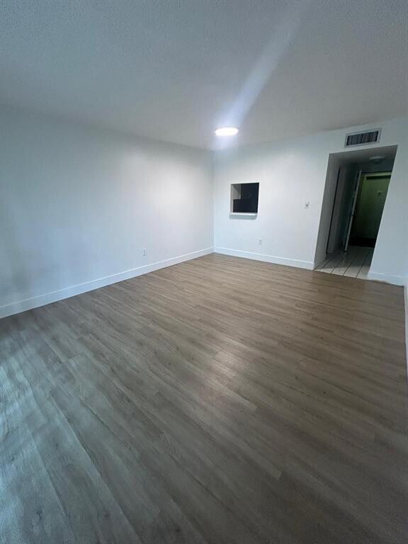 Foto del edificio - 4334 NW 9th Ave