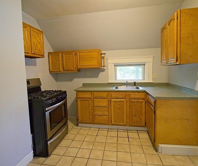 Foto del edificio - 58 Federal Ave