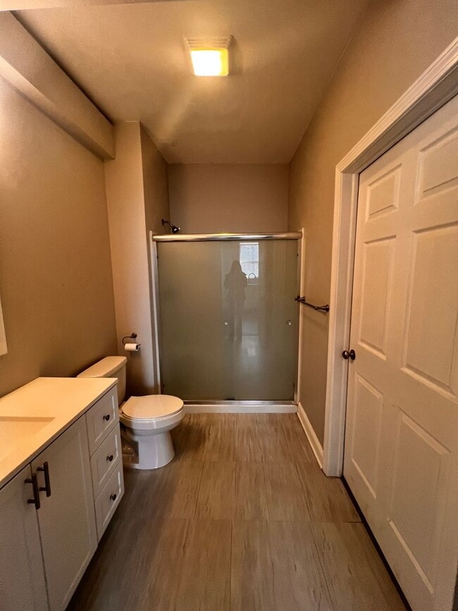 Foto del edificio - 2185 River Rd