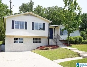 Building Photo - 5010 Darlene Dr