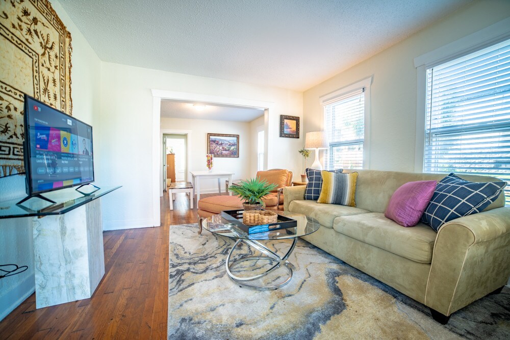 Foto principal - 4200 Locust St