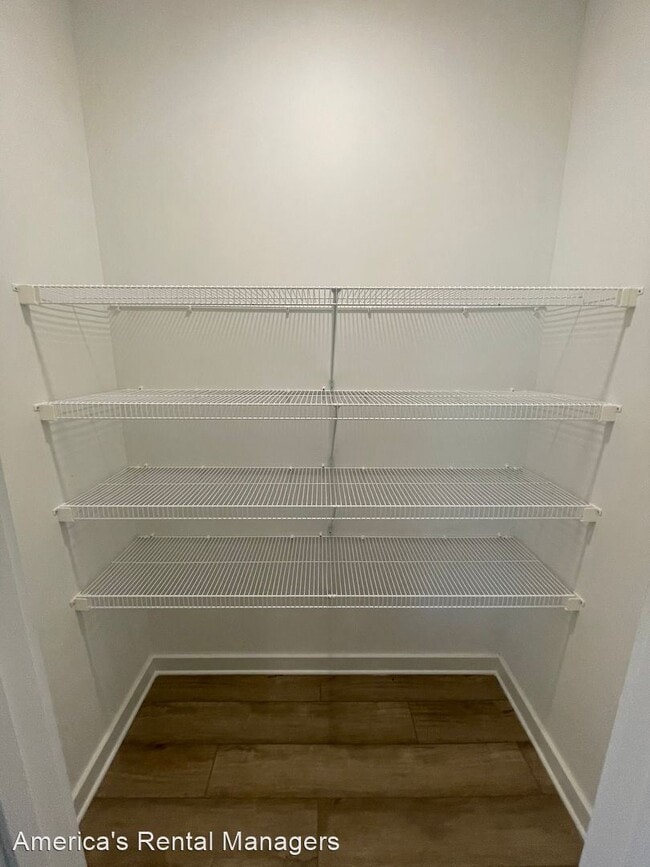 Building Photo - 4 br, 2 bath House - 10316 Middleton Road