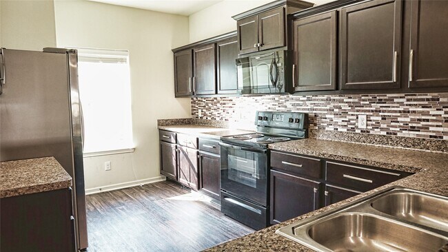 Foto del edificio - 10510 Pine Landing Dr