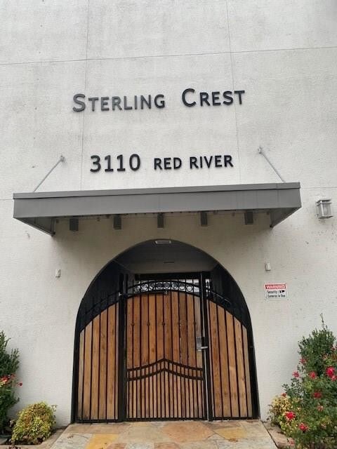 Foto del edificio - 3110 Red River St
