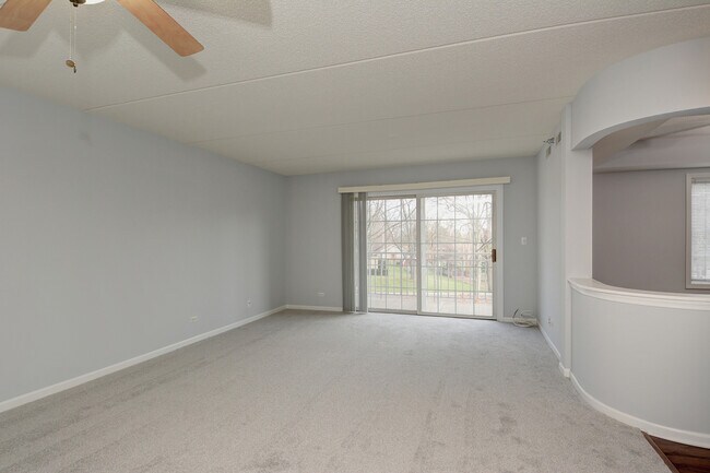Building Photo - 124 Day St