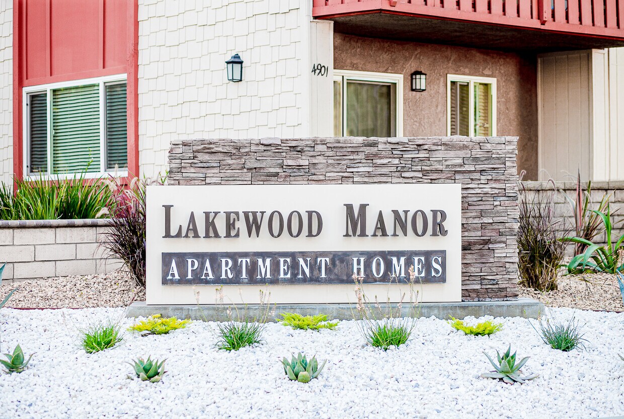 Lakewood Manor Apartment Homes Apartments in Lakewood, CA Westside