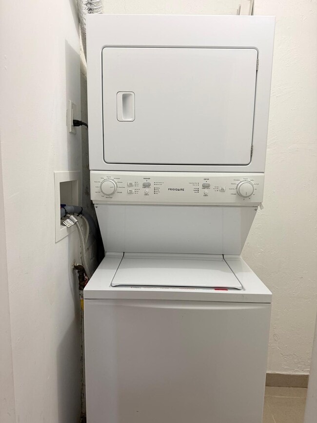 Washer and Dryer - 194 Market St