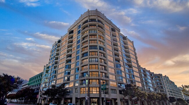 Outside view of corner unit - 300 3rd St