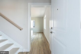 Building Photo - 1130 N Delaware Ave