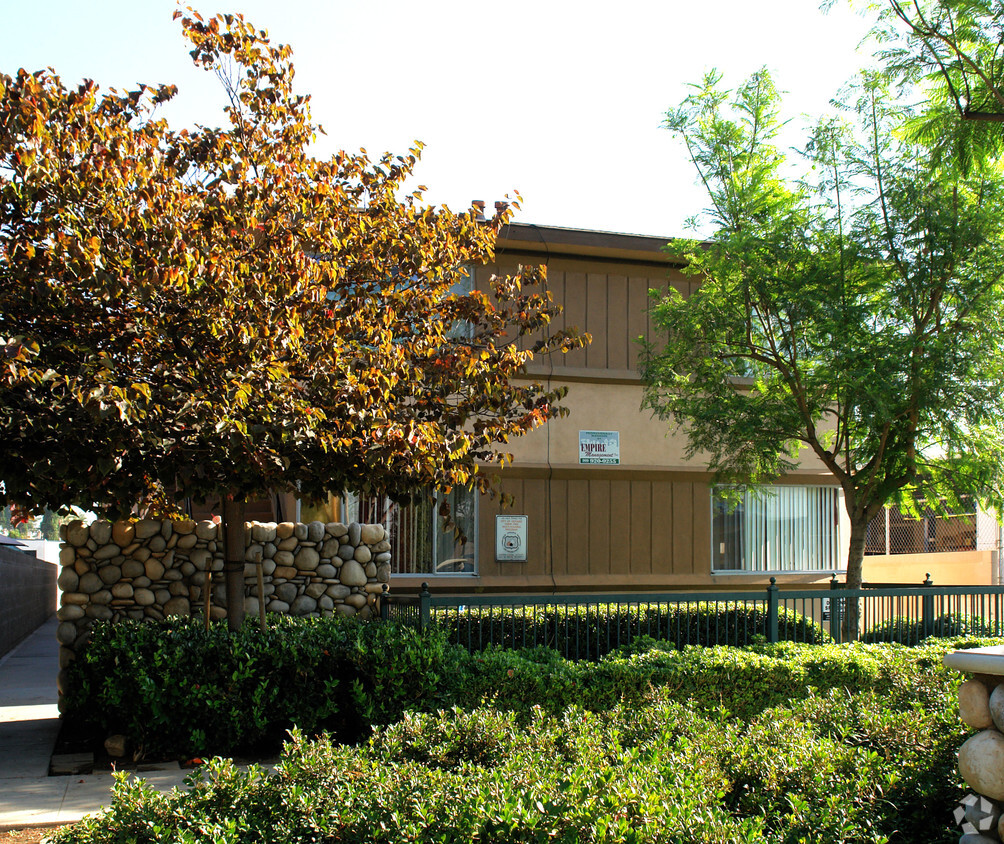 Building Photo - 1120 W Stoneridge Ct