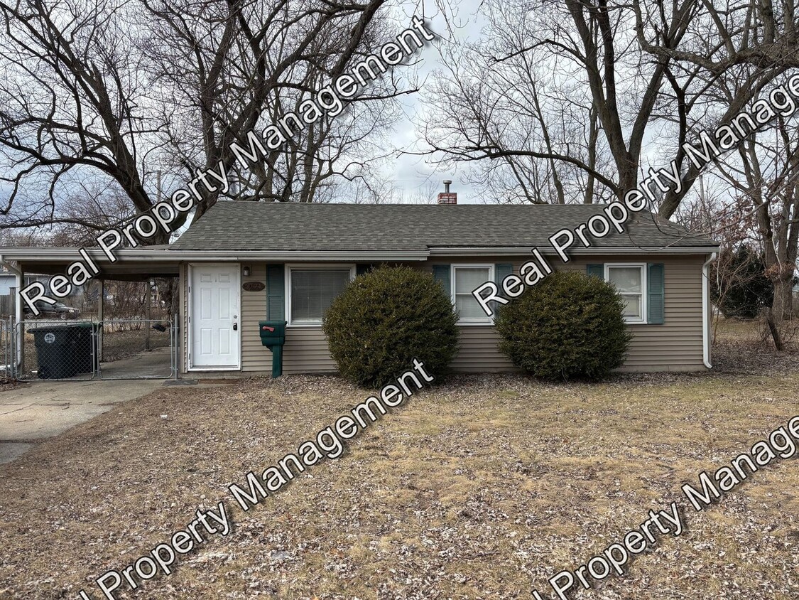 Primary Photo - Three Bed Hobart Ranch