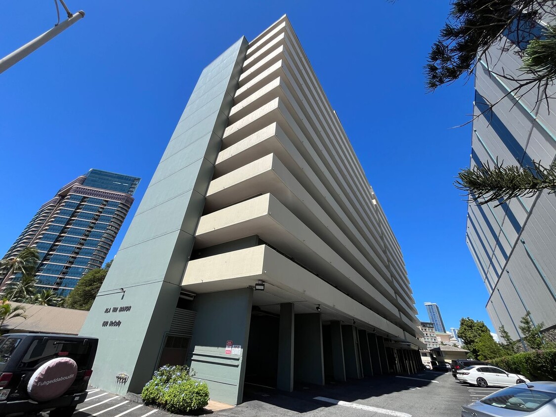 Primary Photo - Ala Wai Manor (McCully/Waikiki/Honolulu) -...