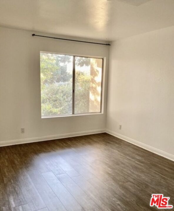 Foto del edificio - 10205 Summertime Ln