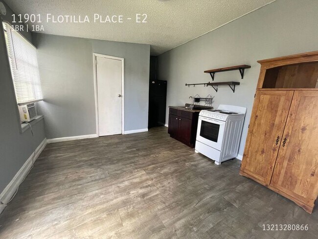 Photo - 11901 Flotilla Pl Apartment