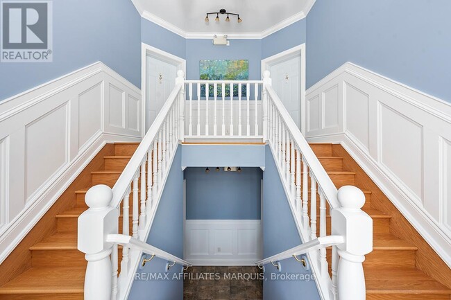 Building Photo - 98 Queen St