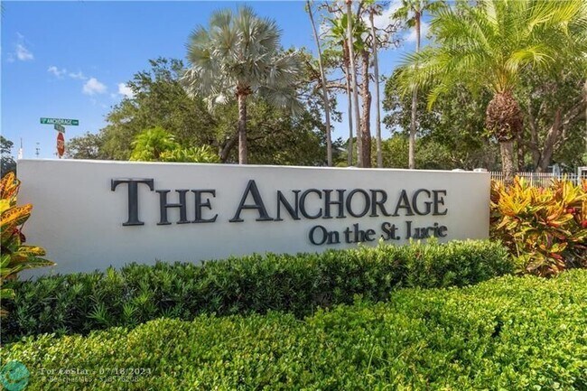 Foto del edificio - 2502 SE Anchorage Cove