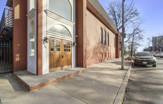 Building Photo - 66 N St