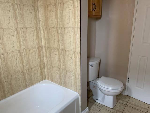 bathroom - 206 W Poplar St