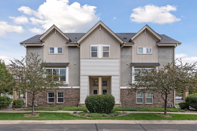 Building Photo - 11769 Emery Village Dr N